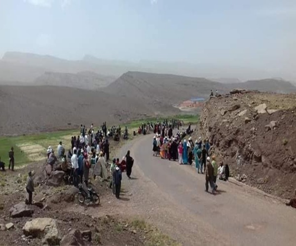 ساكنة أيت مرغاد جماعة تلمي تحتج الآن